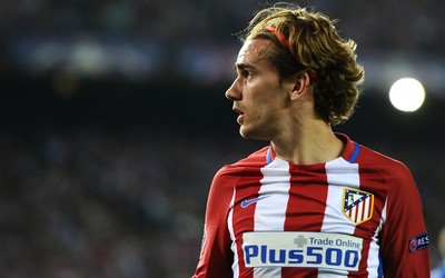 派亿体育热议-罗梅罗防守时毫不留情