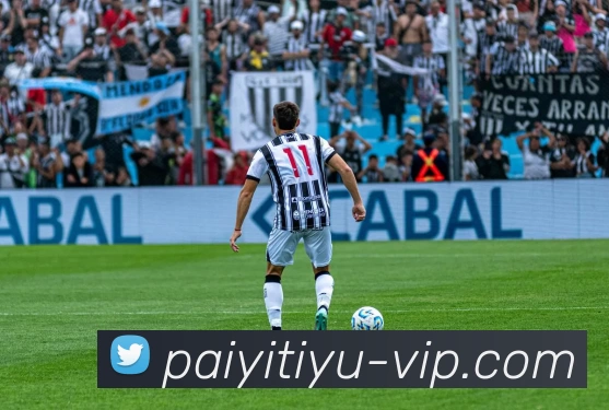 领袖风采！姆巴佩点球大战前鼓舞士气，强调团队团结的重要性